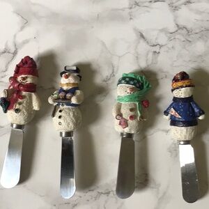 4 Stainless snowman spreaders. Great for spreading condiments & cheese to bread
